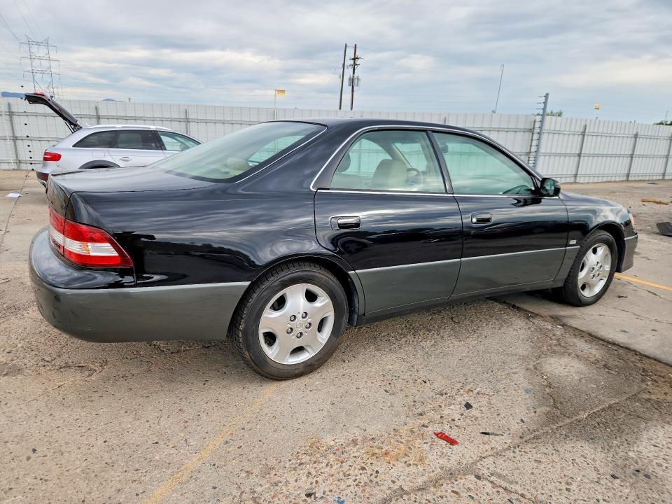 2000 Lexus Es 300 VIN JT8BF28G5Y0263356 COPART salvage auction — SIDE, CO - PUBLIC - SALVAGE TITLE (P), sold $275 on 2026-07-29 (photo 3)