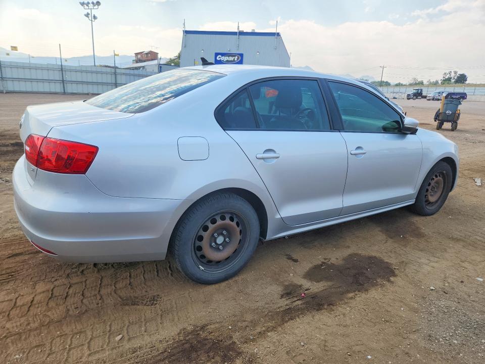 2014 Volkswagen Jetta VIN 3VWD17AJ2EM266085 COPART salvage auction — FRONT END, Co - Dis/Dlr/Exp Only Clean Title, sold $1,100 on 2026-07-22 (photo 3)