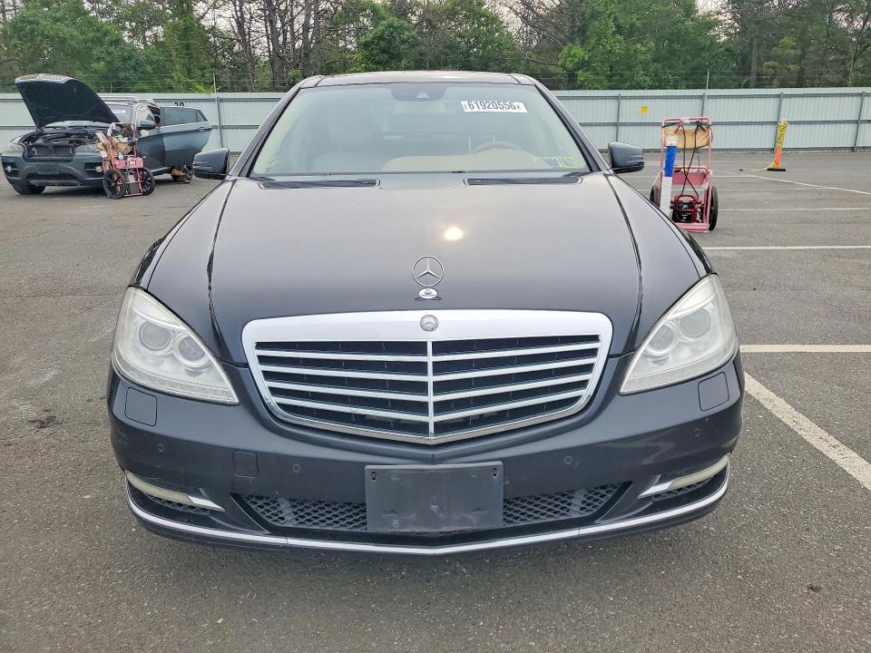 2013 Mercedes-benz S-klasse VIN WDDNG9EB5DA526033 COPART salvage auction — REAR END, NY - MV-907A SALVAGE CERTIFICATE, sold $80 on 2026-07-29 (photo 5)