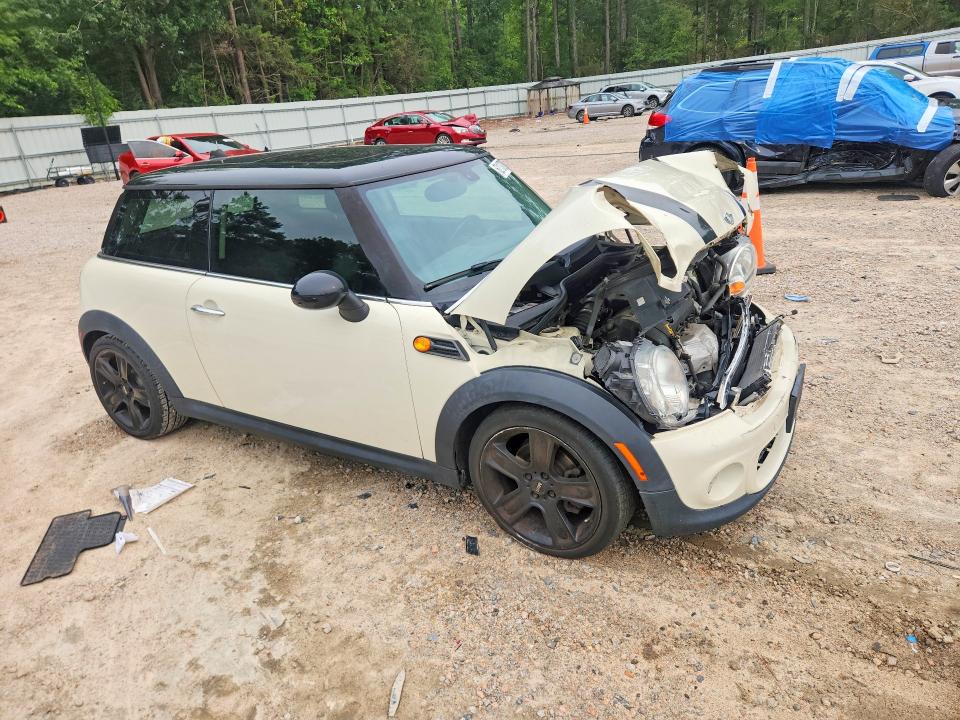 2013 Mini Cooper VIN WMWSU3C58DT549498 COPART salvage auction — FRONT END, Nc - Salvage Certificate Of Title, sold $450 on 2026-08-14 (photo 4)