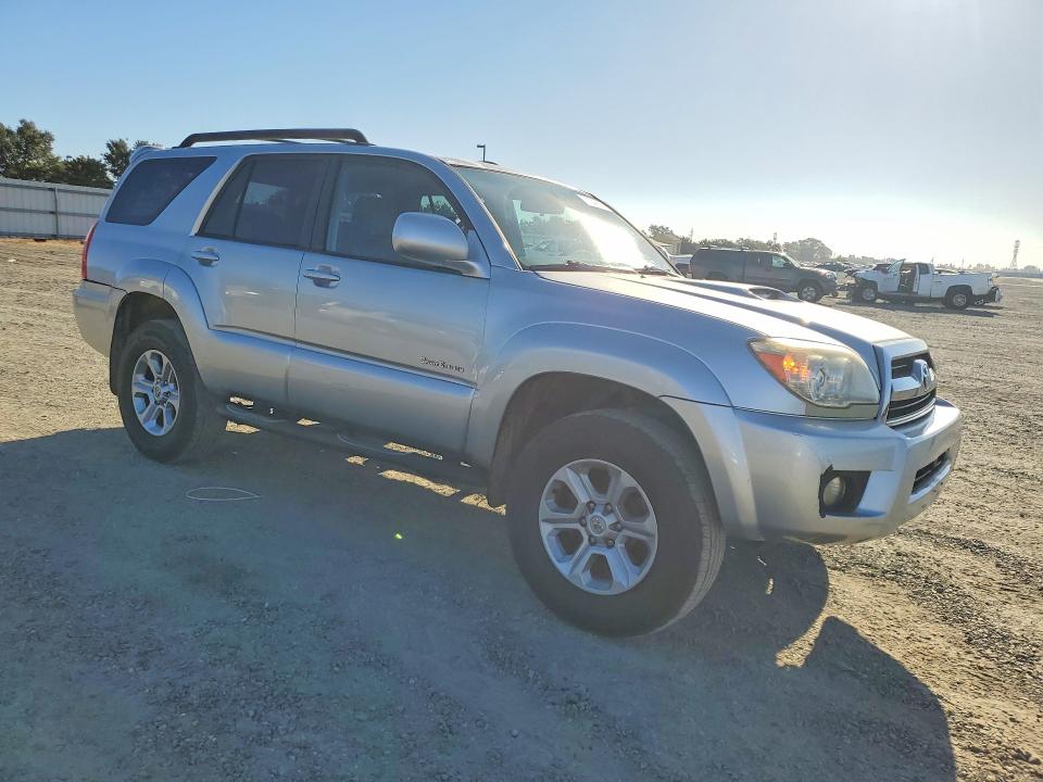 2006 Toyota 4runner VIN JTEZU14R460080191 COPART salvage auction — REAR END, CA - DLR/DIS/EXP ONLY SALVAGE TITLE, sold $1,400 on 2026-07-30 (photo 4)