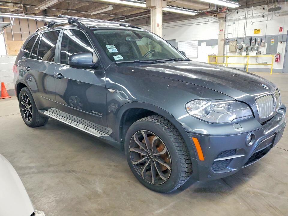 2012 BMW X5 VIN 5UXZW0C57CL670885 COPART salvage auction — MECHANICAL, Il - Certificate Of Title, sold $1,500 on 2026-07-27 (photo 4)