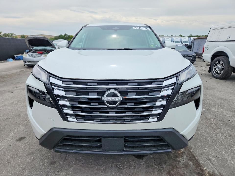 2024 Nissan Rogue VIN 5N1BT3BB2RC713537 COPART salvage auction — MINOR DENT/SCRATCHES, Pa - Cert Of Title (P), sold $11,500 on 2026-07-27 (photo 5)