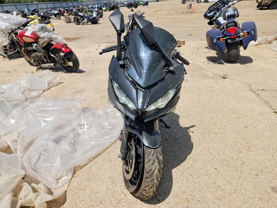 2020 Kawasaki Ninja VIN JKAEXKH13LDA73769 COPART salvage auction — SIDE, IL - SALVAGE CERTIFICATE, sold $300 on 2026-07-28 (photo 2)