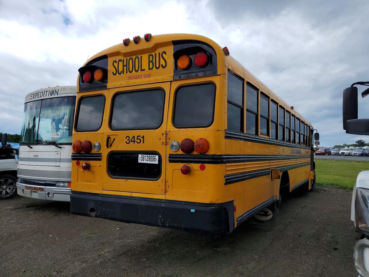 2013 Blub VIN 1BAKFCPH9DF294290 COPART salvage auction — Minor Dent/Scratches, PA - CERT OF TITLE, sold $1,600 on 2026-09-11 (photo 4)