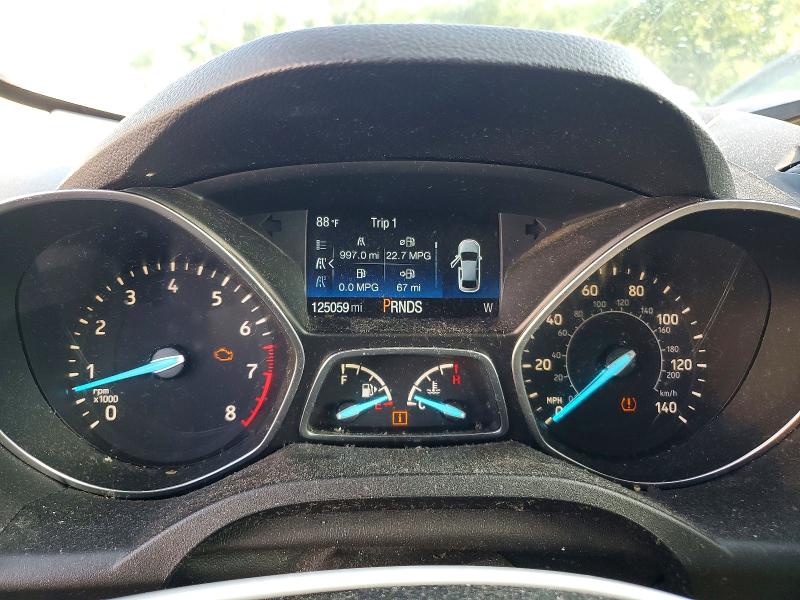 2018 Ford Escape VIN 1FMCU0F72JUA49471 COPART salvage auction — SIDE, Salvage Title, sold $500 on 2026-07-23 (photo 9)