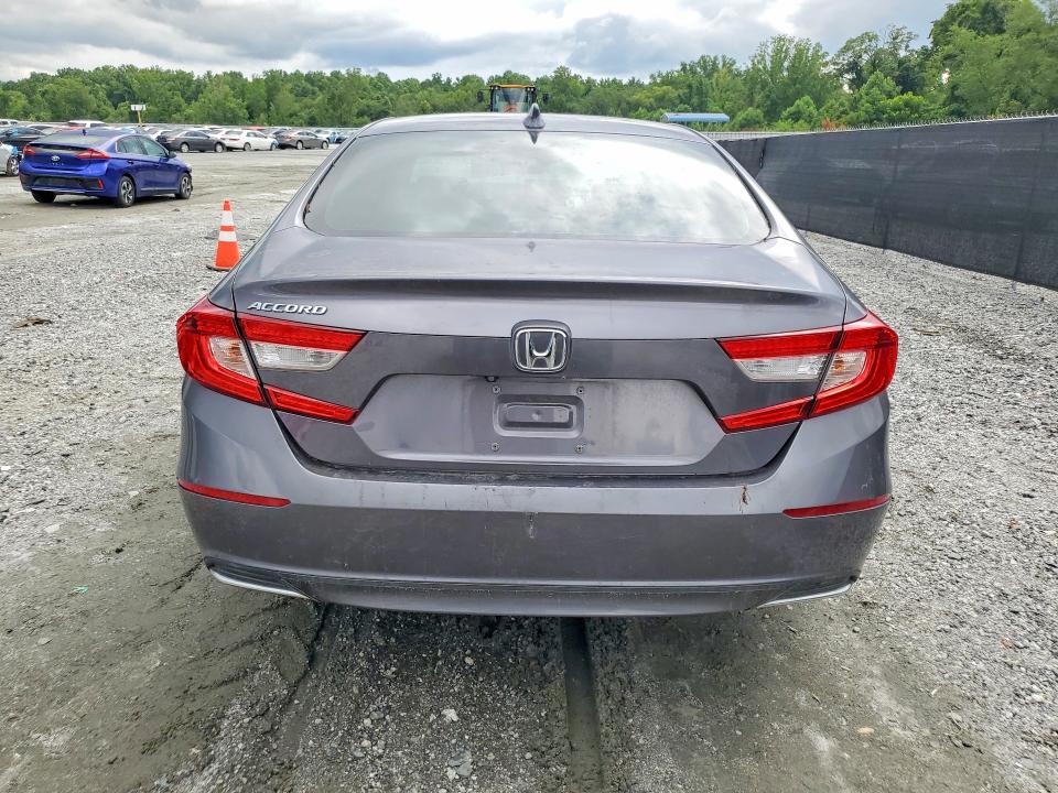 2018 Honda Accord VIN 1HGCV1F52JA260937 COPART salvage auction — FRONT END, SC - CERTIFICATE OF TITLE (P), sold $4,000 on 2026-07-28 (photo 6)
