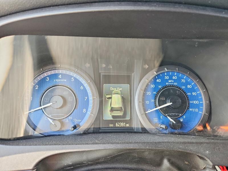 2017 Toyota Sienna VIN 5TDYZ3DC4HS875413 COPART salvage auction — FRONT END, TX - CERT OF TITLE-REBUILT SALVAGE, sold $4,650 on 2026-07-23 (photo 9)
