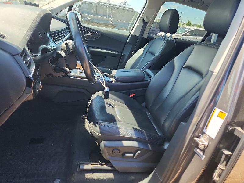 2019 Audi Q7 VIN WA1LAAF75KD040813 COPART salvage auction — MINOR DENT/SCRATCHES, IL - CERTIFICATE OF TITLE (P), sold $11,100 on 2026-07-28 (photo 7)