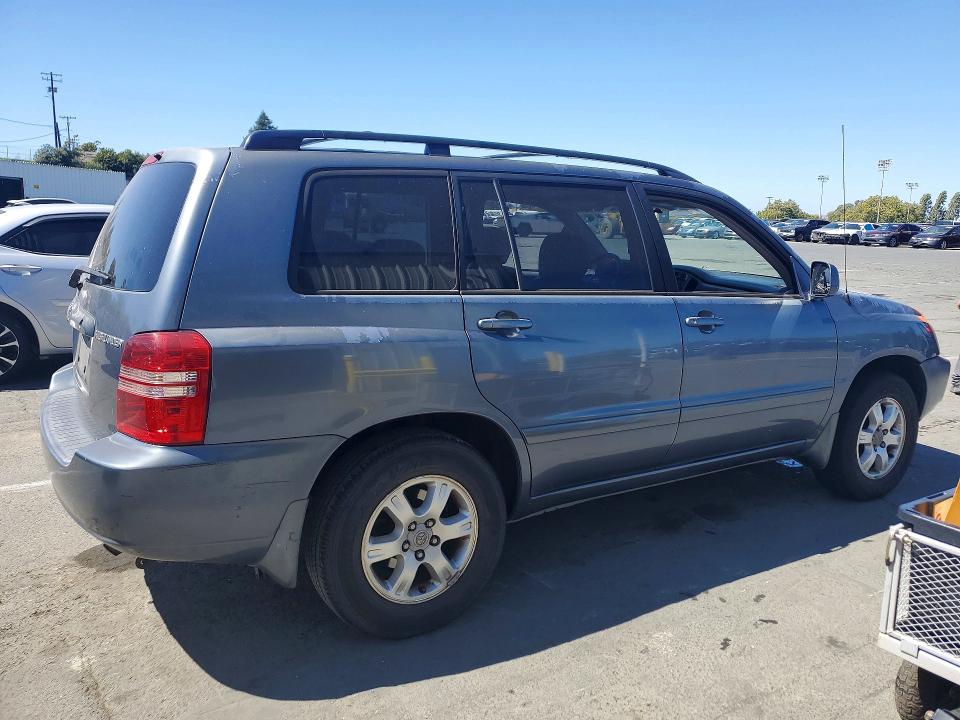 2003 Toyota Highlander VIN JTEGF21A630115220 COPART salvage auction — MECHANICAL, CA - DIS/DLR/EXP ONLY CLEAN TITLE, sold $375 on 2026-07-31 (photo 3)