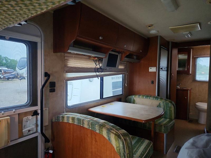 2006 Camper VIN WD0PD544465943007 COPART salvage auction — NORMAL WEAR, WA - CT CLEAN TITLE PUBLIC ELIG., sold $7,100 on 2026-07-28 (photo 6)