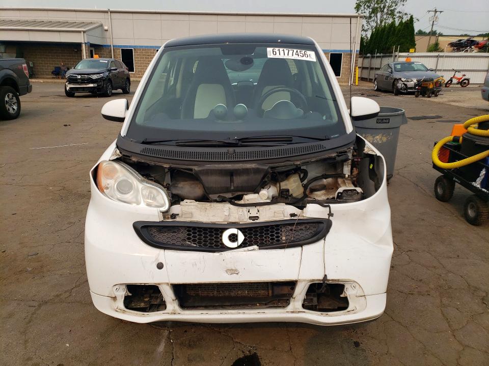 2013 Smart Fortwo VIN WMEEJ3BA7DK651129 COPART salvage auction — FRONT END, Ct - Cert Of Title-Salvage, sold $1,000 on 2026-08-04 (photo 5)