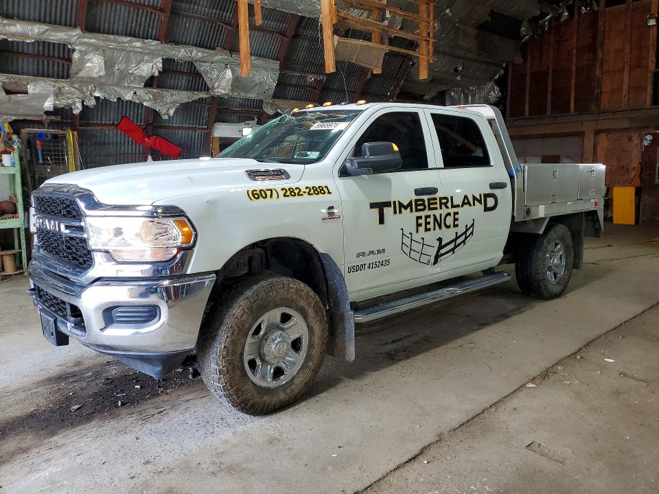 2022 Ram 3500 VIN 3C63R3CL7NG435411 — COPART salvage auction photo