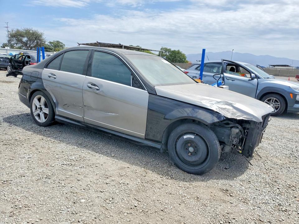 2009 Mercedes-benz C class VIN WDDGF56X99R052739 COPART salvage auction — FRONT END, Ca - Cert Of Title-Salvaged, sold $125 on 2026-07-28 (photo 4)
