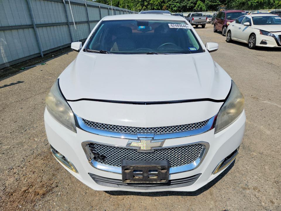 2015 Chevrolet Malibu VIN 1G11C5SLXFF269248 COPART salvage auction — SIDE, La - Permit To Sell, sold $10,000 on 2026-08-18 (photo 5)