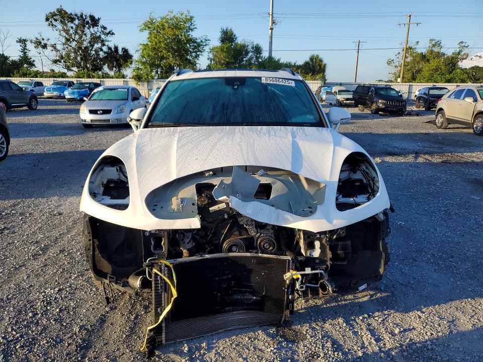 2023 Porsche VIN WP1AA2A52PLB21837 COPART salvage auction — FRONT END, FL - CERTIFICATE OF DESTRUCTION, sold $17,500 on 2026-08-07 (photo 5)