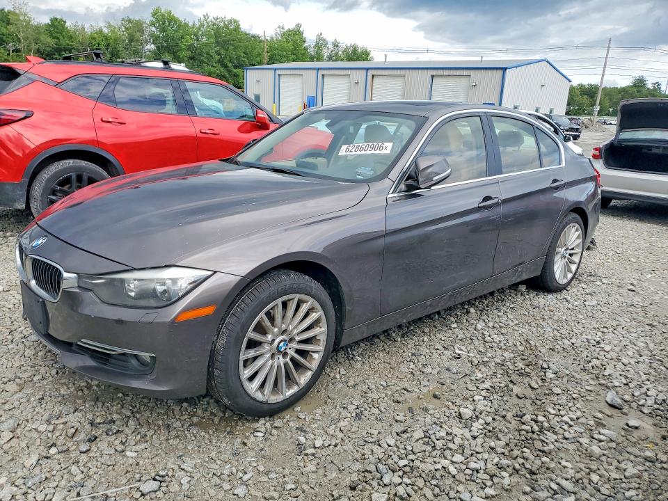 2013 BMW 3er VIN WBA3B3C54DF530326 COPART salvage auction — MECHANICAL, Ma - Cert Of Title-Reconstrctd Coll, sold $400 on 2026-08-20 (photo 1)
