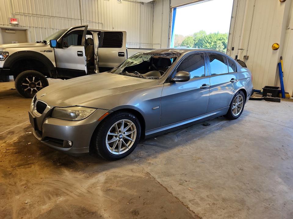 2010 BMW 3 series VIN WBAPH5G52ANM36047 COPART salvage auction — ROOF, Ca - Dealer Only Clean Title, sold $775 on 2026-07-28 (photo 1)