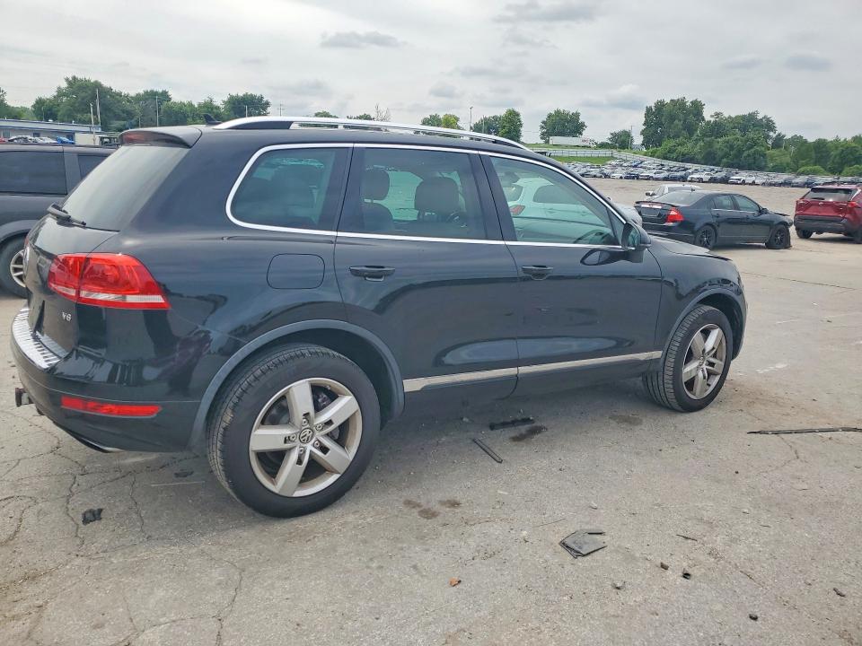 2014 Volkswagen VIN WVGEF9BP8ED014727 COPART salvage auction — WATER/FLOOD, Mo - Salvage Certificate Of Title, sold $175 on 2026-07-28 (photo 3)