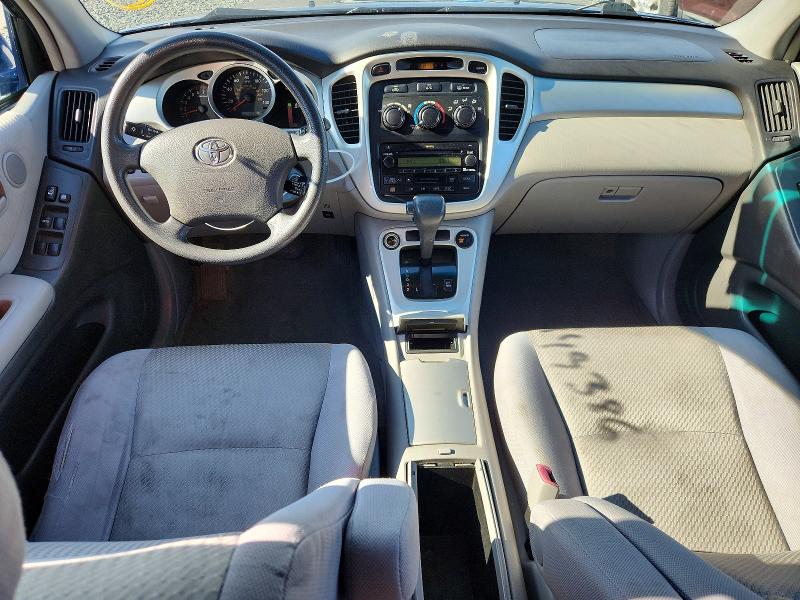 2005 Toyota Highlander VIN JTEDP21A050080869 COPART salvage auction — MINOR DENT/SCRATCHES, Wv - Certificate Of Title, sold $1,200 on 2026-07-28 (photo 8)
