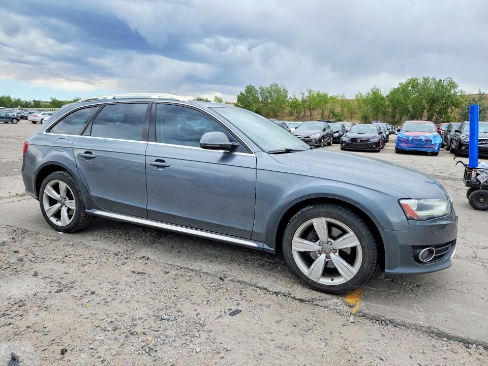 2013 Audi A4 VIN WA1UFAFL0DA068770 COPART salvage auction — UNDERCARRIAGE, Co - Certificate Of Title, sold $1,150 on 2026-08-05 (photo 4)