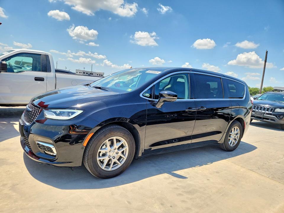 2024 Chrysler Pacifica VIN 2C4RC1BG5RR165186 COPART salvage auction — NORMAL WEAR, Tx - Certificate Of Title (P), sold $21,900 on 2026-07-23 (photo 1)