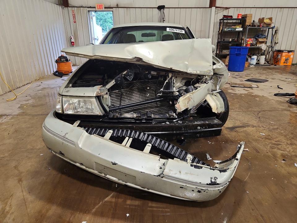 2003 Mercury Grand marquis VIN 2MEFM74W83X666016 COPART salvage auction — FRONT END, PA - CERTIFICATE OF SALVAGE, sold $400 on 2026-07-31 (photo 5)