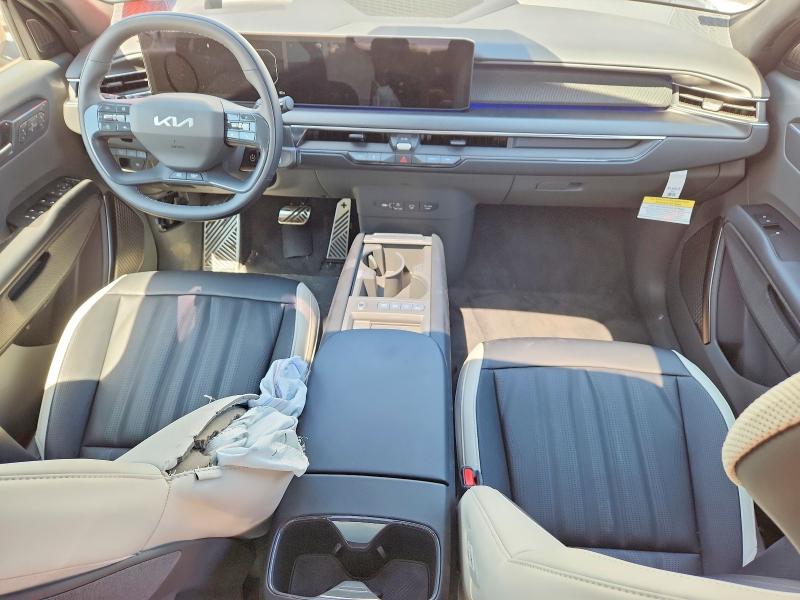 2026 Kia Ev9 VIN 5XYAEFS56TG005008 COPART salvage auction — FRONT END, IL - SALVAGE CERTIFICATE, sold $10,600 on 2026-08-27 (photo 8)