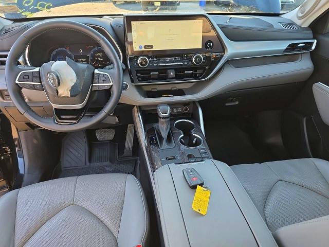2023 Toyota Highlander VIN 5TDEBRCHXPS571959 COPART salvage auction — FRONT END, Nj - Cert Of Title-Salvage, sold $23,000 on 2026-07-17 (photo 7)