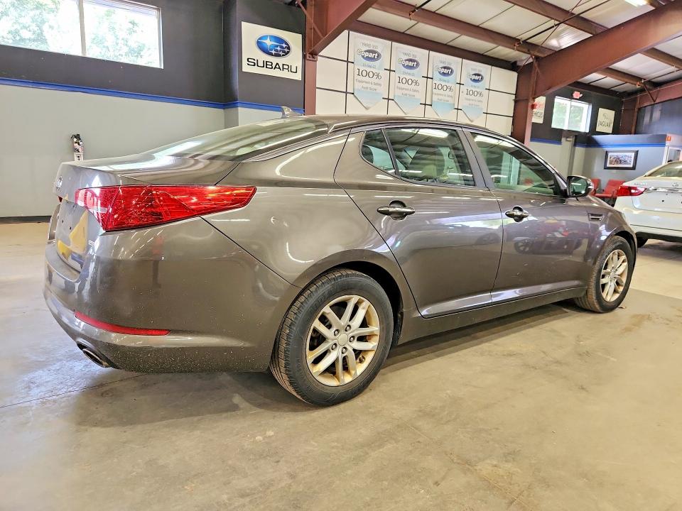 2013 Kia Optima VIN 5XXGM4A7XDG094561 COPART salvage auction — MINOR DENT/SCRATCHES, NY - CERTIFICATE OF TITLE, sold $550 on 2026-07-30 (photo 3)