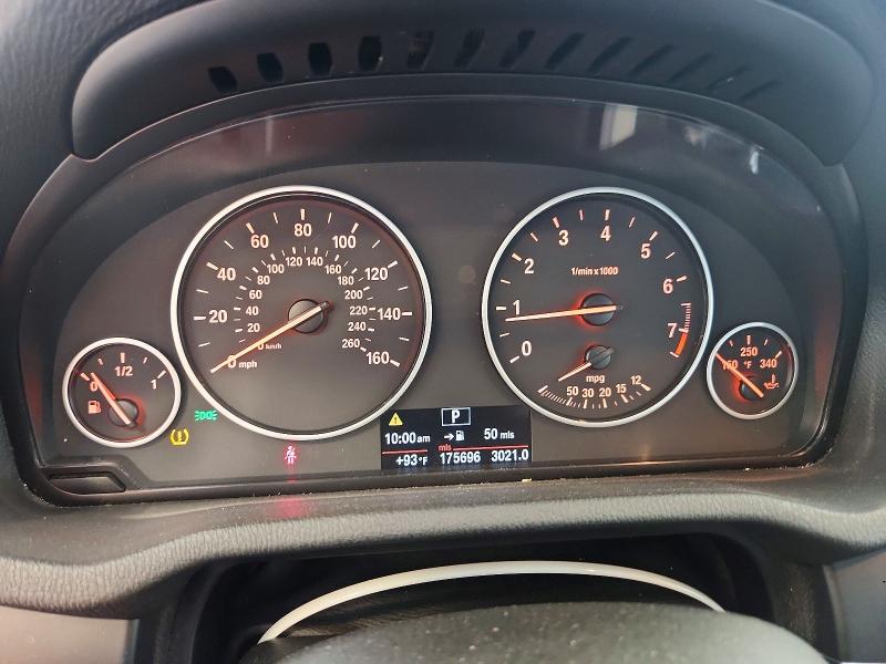 2013 BMW X3 VIN 5UXWX9C52D0A10909 COPART salvage auction — NORMAL WEAR, WI - CERTIFICATE OF TITLE, sold $700 on 2026-07-27 (photo 9)