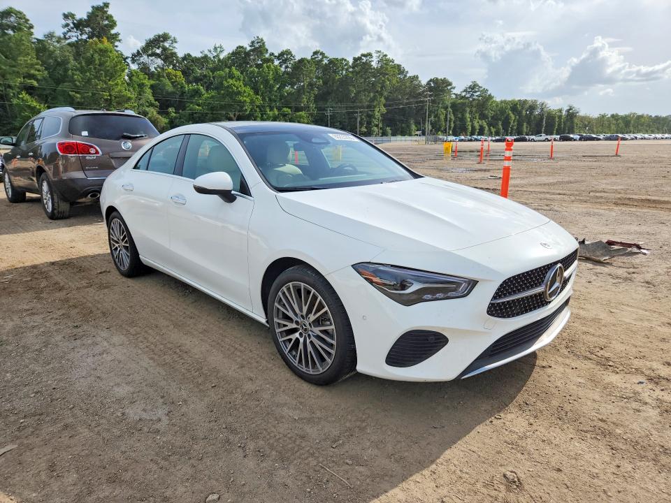 2025 Mercedes-benz Cla-klasse VIN W1K5J4HB8SN498170 COPART salvage auction — WATER/FLOOD, La - Certificate Of Title, sold $550 on 2026-07-21 (photo 4)