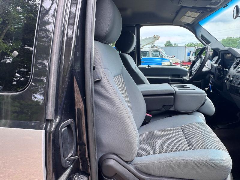 2015 Ford F-350 super duty VIN 1FT8X3BT9FEC86109 COPART salvage auction — MINOR DENT/SCRATCHES, Nj - Certificate Of Title (P), sold $8,800 on 2026-07-28 (photo 9)