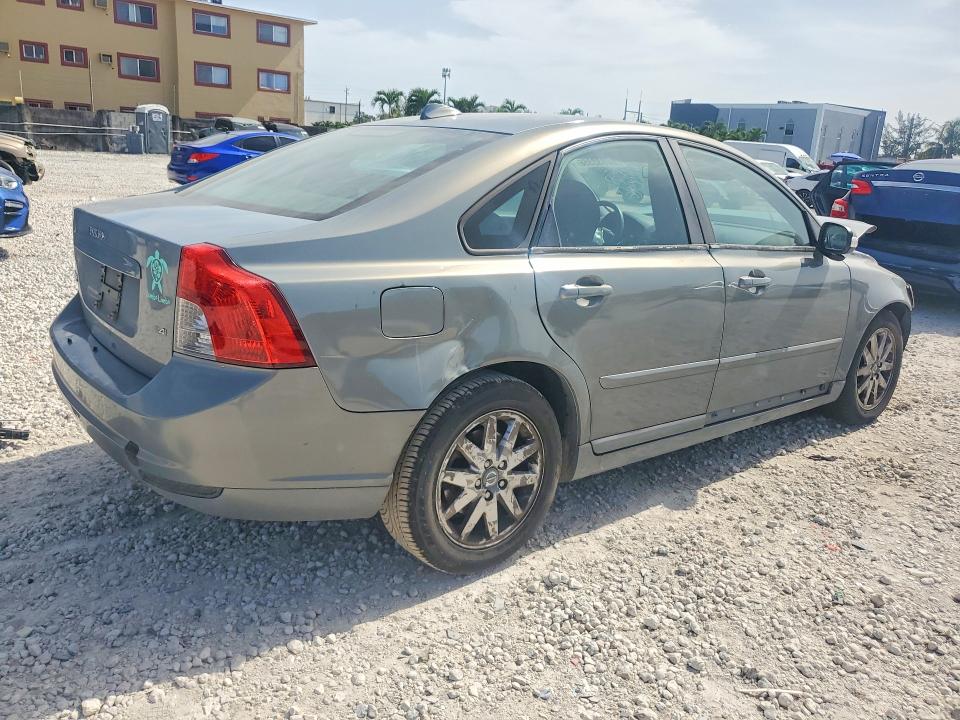 2008 Volvo S40 VIN YV1MS382582366680 COPART salvage auction — FRONT END, FL - CERT OF TITLE SLVG REBUILDABLE, sold $350 on 2026-08-07 (photo 3)