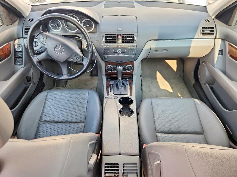 2008 Mercedes-benz C class VIN WDDGF81X18F060357 COPART salvage auction — MINOR DENT/SCRATCHES, Va - Certificate Of Title, sold $375 on 2026-08-04 (photo 8)