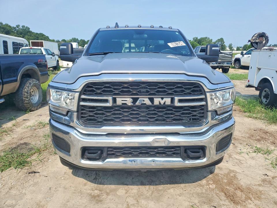2024 Ram 3500 VIN 3C63RRGL9RG215075 COPART salvage auction — REAR END, SC - CERTIFICATE OF TITLE, sold $4,400 on 2026-07-30 (photo 5)