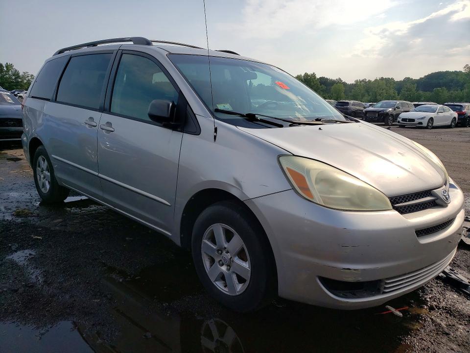 2004 Toyota Sienna VIN 5TDZA23C54S127061 COPART salvage auction — SIDE, Ct - Cert Of Title-Salvage, sold $825 on 2026-07-07 (photo 4)