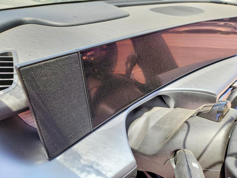 2026 Hyundai Ioniq 9 VIN 7YAMUFS36TY008828 COPART salvage auction — STRIPPED, Ca - Certificate Of Title, sold $50 on 2026-07-28 (photo 9)