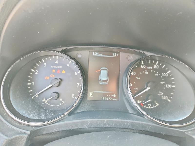2017 Nissan Rogue VIN JN8AT2MV9HW259287 COPART salvage auction — MINOR DENT/SCRATCHES, Wv - Certificate Of Title, sold $925 on 2026-07-16 (photo 9)