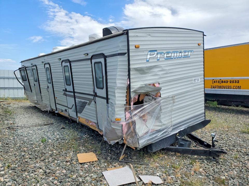 2023 Unknown VIN 54ABA3825PE003348 COPART salvage auction — UNDERCARRIAGE, CA - NON-REPAIRABLE VEHICLE CERT, sold $10 on 2026-09-10 (photo 4)