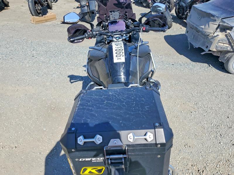 2021 BMW R 1250 VIN WB10M1306M6D55375 COPART salvage auction — MINOR DENT/SCRATCHES, CA - DIS/DLR/EXP ONLY CLEAN TITLE, sold $9,300 on 2026-07-31 (photo 6)