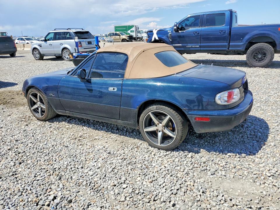 1994 Mazda Mx-5 VIN JM1NA3531R0516033 COPART salvage auction — MINOR DENT/SCRATCHES, Co - Dis/Dlr/Exp Only Clean Title, sold $2,600 on 2026-07-14 (photo 2)