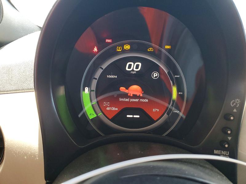 2015 Fiat 500 VIN 3C3CFFGEXFT652916 COPART salvage auction — MINOR DENT/SCRATCHES, Ca - Dis/Dlr/Exp Only Clean Title, sold $700 on 2026-08-04 (photo 9)