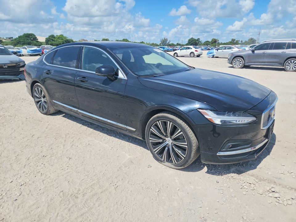 2023 Volvo S90 VIN LVY062MN2PP321760 COPART salvage auction — MINOR DENT/SCRATCHES, NJ - CERT OF TITLE-SALVAGE, sold $8,200 on 2026-07-28 (photo 4)