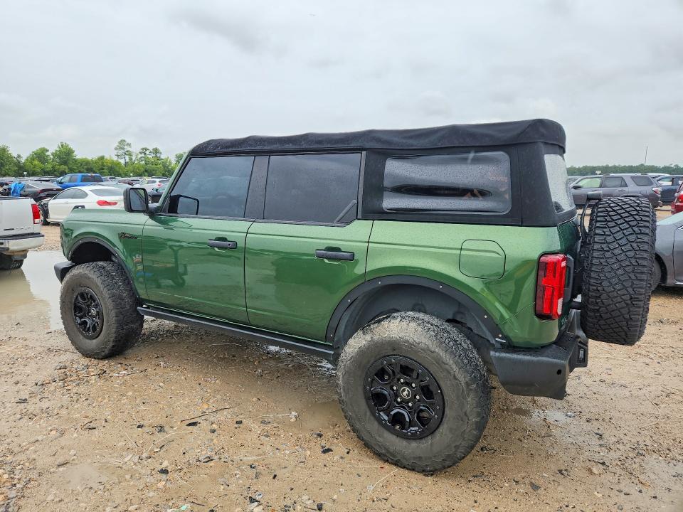 2022 Ford Bronco VIN 1FMEE5DH2NLA80763 COPART salvage auction — SIDE, Tx - Salvage Vehicle Title, sold $20,300 on 2026-07-28 (photo 2)