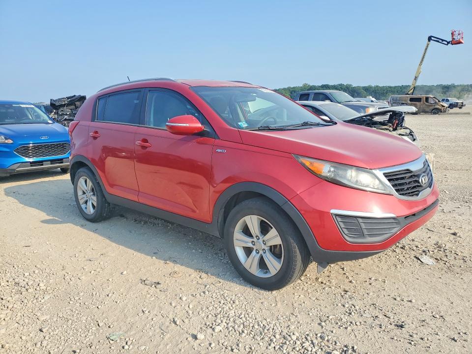 2013 Kia Sportage VIN KNDPBCA22D7361060 COPART salvage auction — NORMAL WEAR, Ks - Dealer Only Clean Title, sold $100 on 2026-07-28 (photo 4)