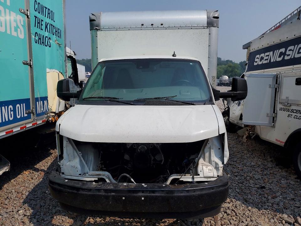 2020 Gmc Savana VIN 7GZ37TCG8LN008635 COPART salvage auction — STRIPPED, GA - CERTIFICATE OF TITLE, sold $1,600 on 2026-07-27 (photo 5)