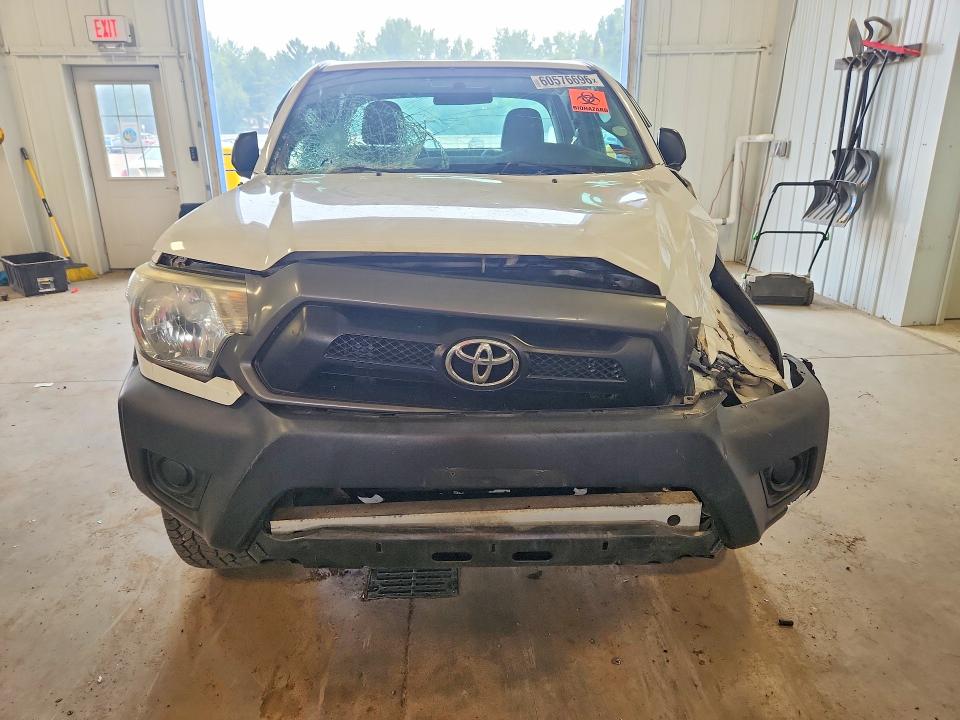 2015 Toyota Tacoma VIN 5TFUX4EN7FX035529 COPART salvage auction — FRONT END, Mn - Cert Of Title-Salvage, sold $1,750 on 2026-07-23 (photo 5)