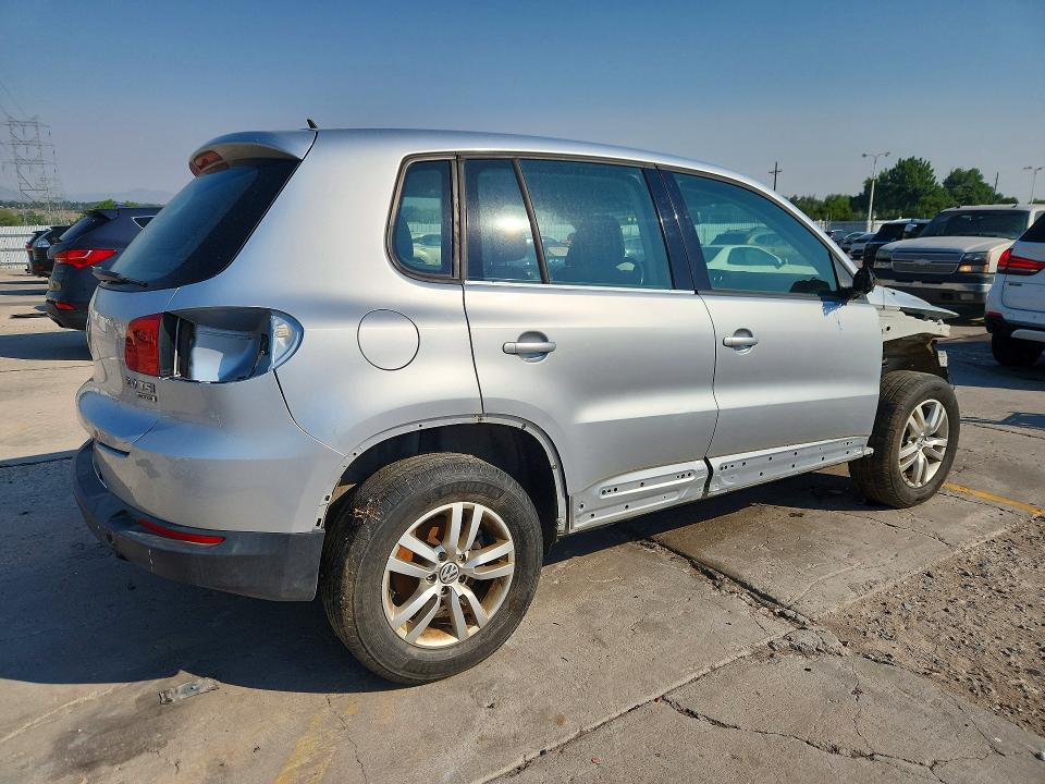 2013 Volkswagen Tiguan VIN WVGBV7AX9DW551136 COPART salvage auction — FRONT END, Co - Public - Salvage Title, sold $1,100 on 2026-07-08 (photo 3)