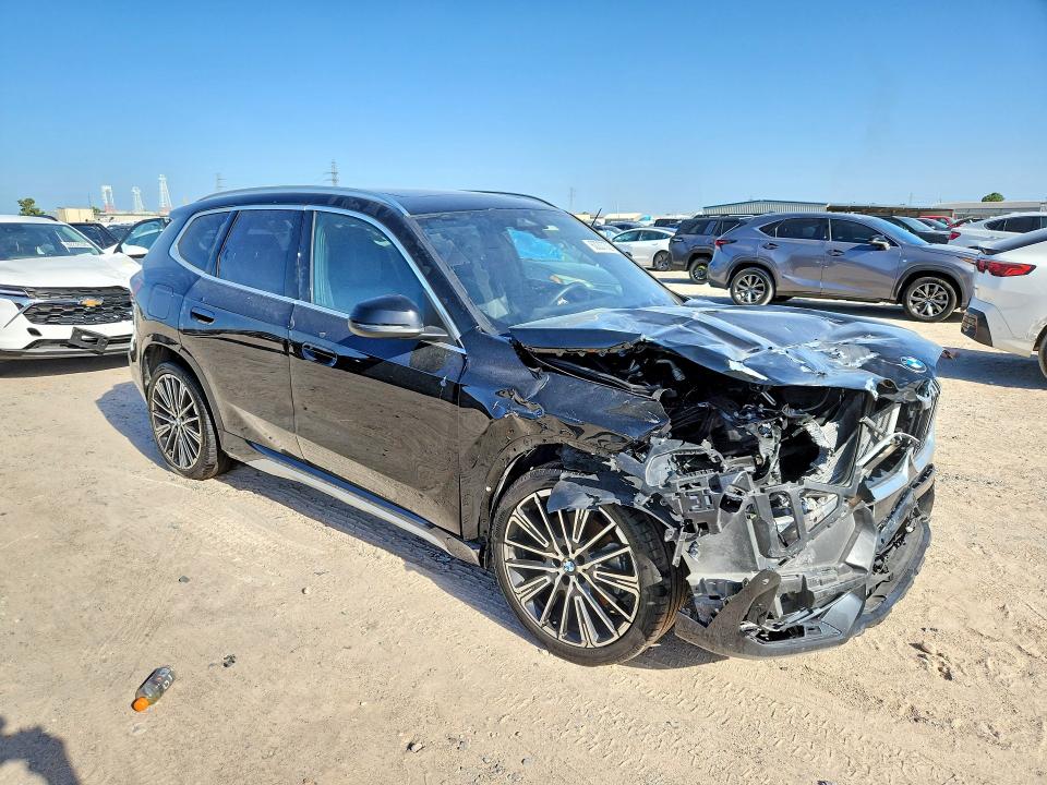 2025 BMW X1 VIN WBX73EF02S5316048 COPART salvage auction — FRONT END, TX - SALVAGE VEHICLE TITLE, sold $10,500 on 2026-07-31 (photo 4)